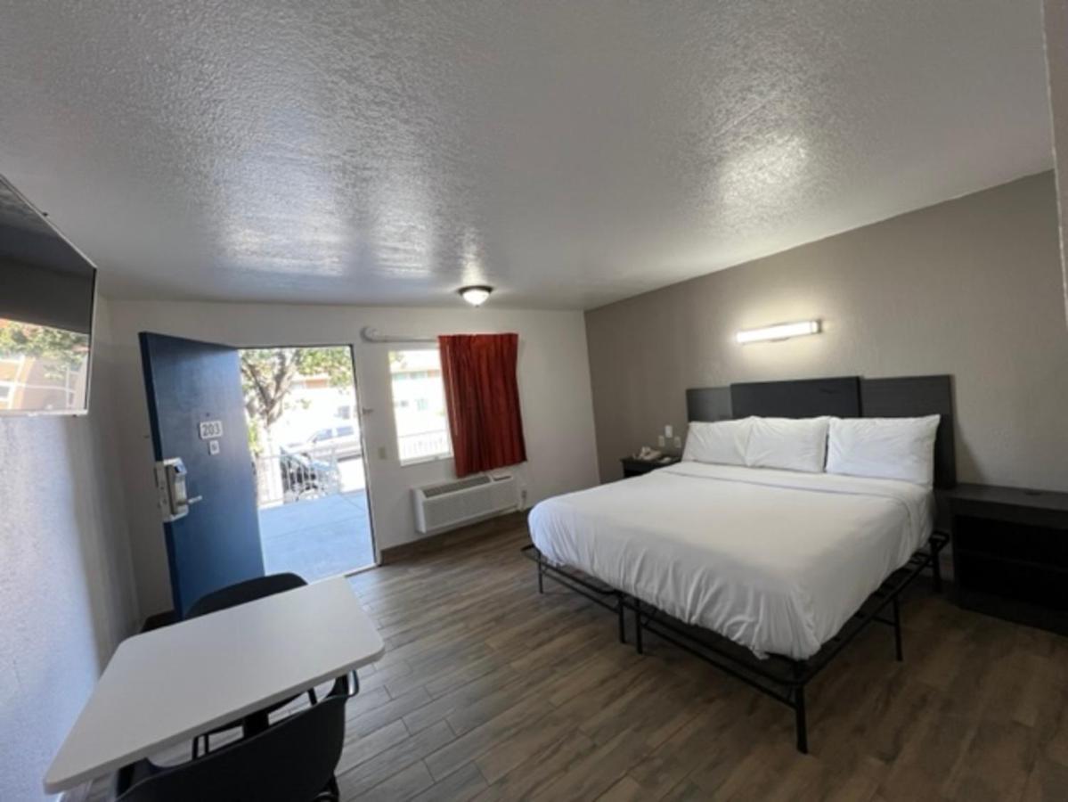 Motel 6-Orange, Ca - Anaheim Eksteriør billede